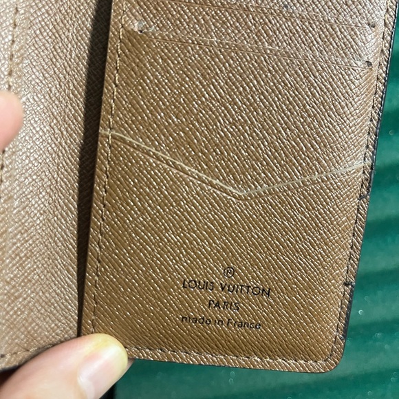 LV Card Holder - Picture 4 of 8